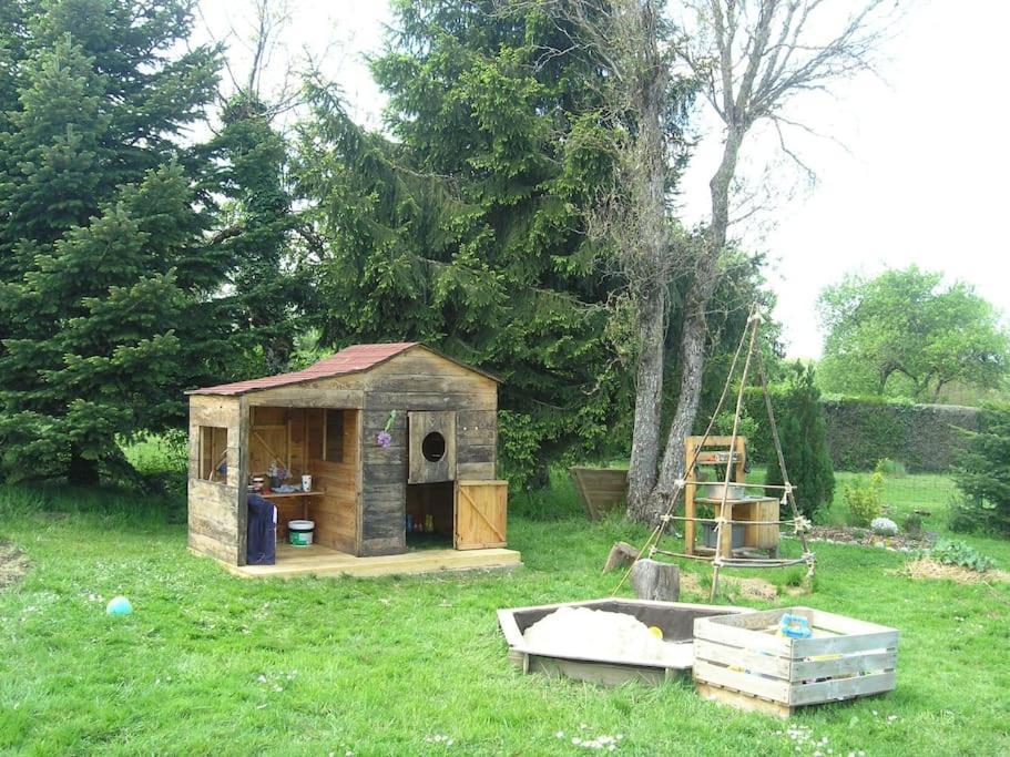 Les Jardins Des 3 Provinces- Gite Montcharvot 外观 照片