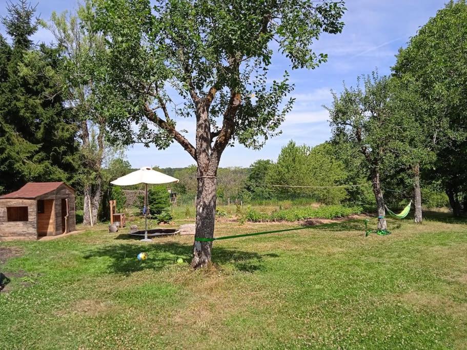 Les Jardins Des 3 Provinces- Gite Montcharvot 外观 照片